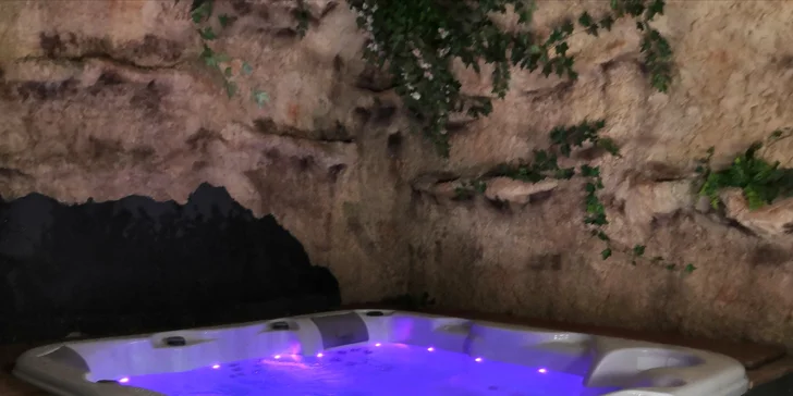 Pobyt s polopenzí v přírodě Vizovických vrchů s neomezeným vstupem do wellness