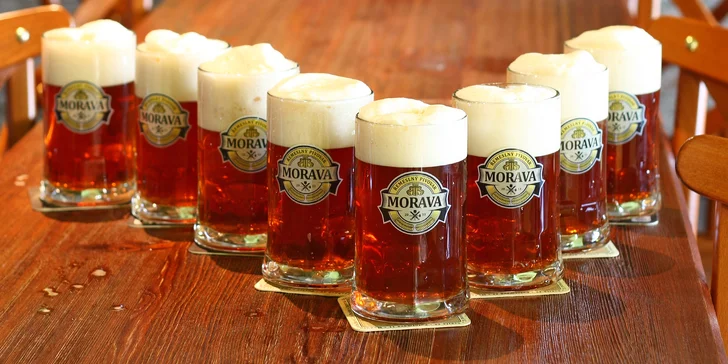 Zaskočte si na pár škopků: 8× 0,5 l polotmavého piva Morava v zábavním centru na Porubě