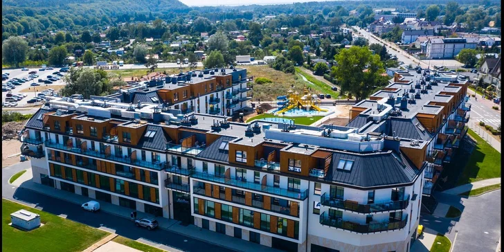 Nový resort na polském břehu Baltského moře: polopenze, vodní park či sauna i zábava pro děti