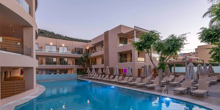 4* dovolená v oblíbeném letovisku Stalida: krásný resort u pláže, aquapark a animátoři