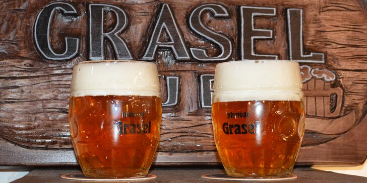 Uhaste žízeň: dva velké světlé ležáky Vladyka 11° z pivovaru Grasel a k tomu třeba utopenec