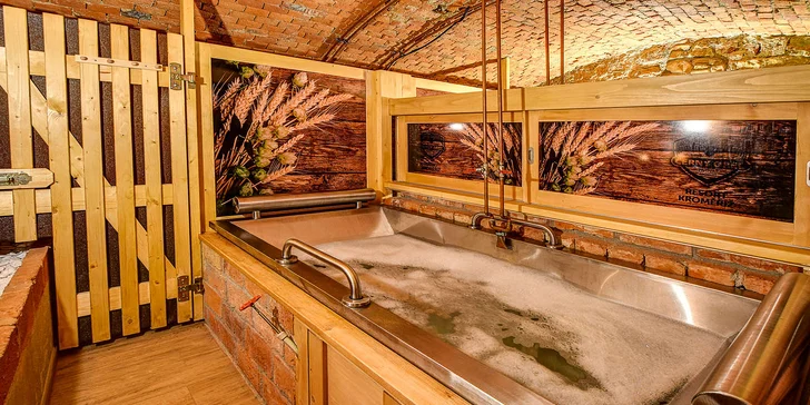 Wellness pobyt v kroměřížském pivovaru s pivními lázněmi, jídlem i exkurzí