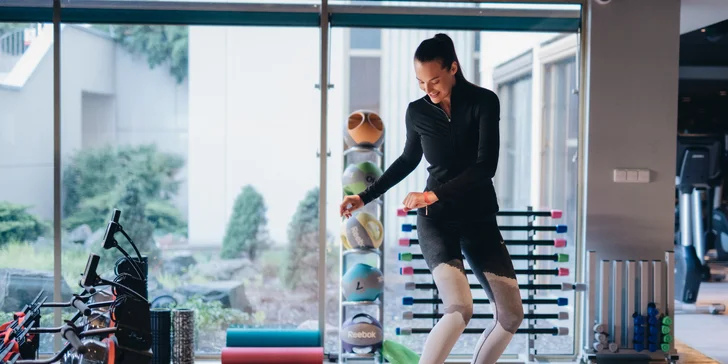 Exkluzivní den ve W. Spa & fitness: sauna, bazén, vířivka, jóga a posilovna i masáže