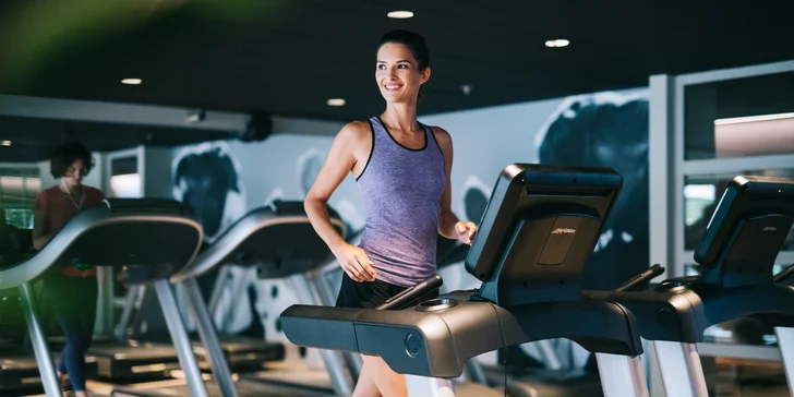 Exkluzivní den ve W. Spa & fitness: sauna, bazén, vířivka, jóga a posilovna i masáže