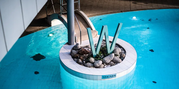 Exkluzivní den ve W. Spa & fitness: sauna, bazén, vířivka, jóga a posilovna i masáže