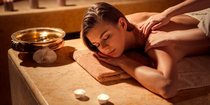 Hodina relaxace: lávové kameny, bambusová, klasická nebo medová masáž
