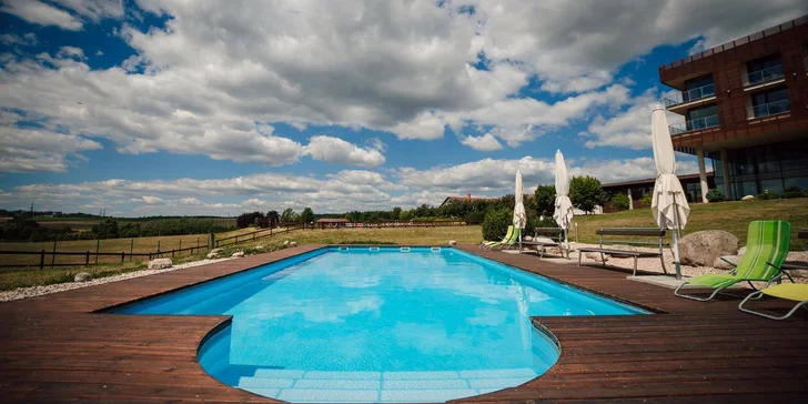 4* luxus pro dva ve Velichovkách: pobyt na 2–8 dní, snídaně či polopenze a wellness