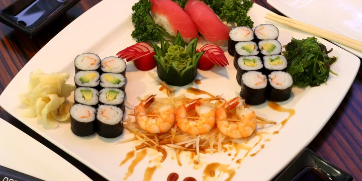 Sushi sety s 21–70 kousky: nigiri, maki i roll s krevetami, lososem či tuňákem