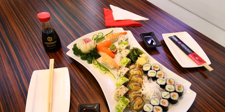 Pořádná porce rolovaných dobrot: 21, 34 nebo 50 kousků sushi