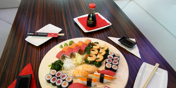 Sushi sety s 21–70 kousky: nigiri, maki i roll s krevetami, lososem či tuňákem