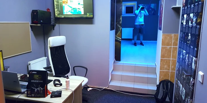 Hodina virtuální reality s HTC Vive nebo Oculus Rift až pro 3 hráče