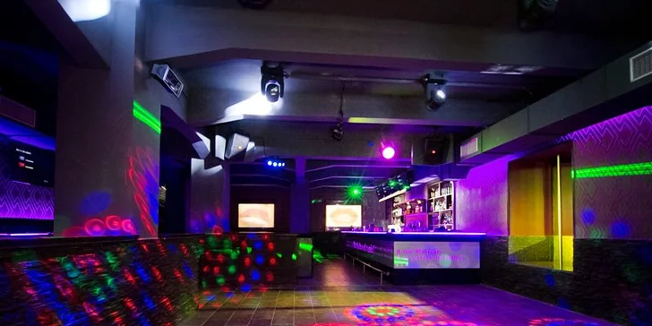 4 koktejly dle výběru v music clubu Bellberry