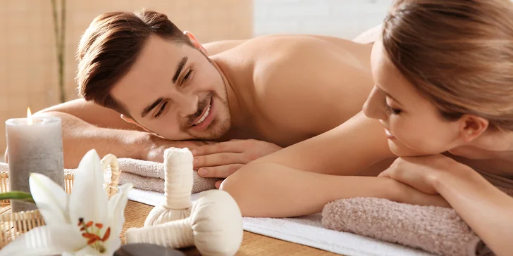 Hodina božské relaxace pro pár: Lomi Lomi, klasická, segmentová i tajemná masáž