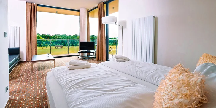 4* luxus pro dva ve Velichovkách: pobyt na 2–8 dní, snídaně či polopenze a wellness