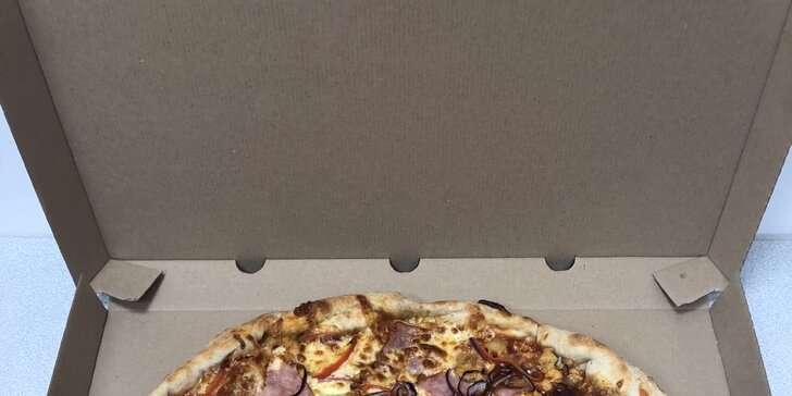 2 pizzy s rozvozem domů či s sebou: výběr z 16 druhů, průměr 30 cm, smetanový i rajčatový základ