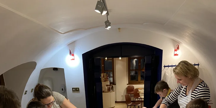Čokoládový workshop pro rodiče s dětmi: degustace i vlastnoruční výroba