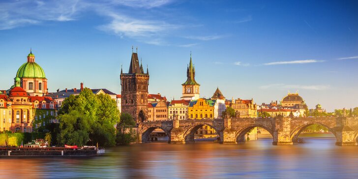 Vyrazte do Prahy v páru nebo s rodinou: až 7 nocí i se snídaní, volno taky na Velikonoce a svátky
