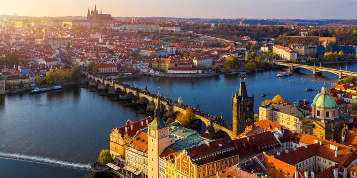 Vyrazte do Prahy v páru nebo s rodinou: až 7 nocí i se snídaní, volno taky na Velikonoce a svátky
