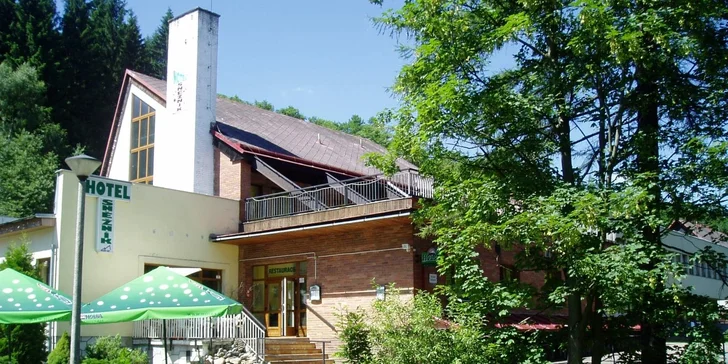 Ubytování na 3 dny pro 2 osoby  v Hotelu Sněžník  v malebném údolí pod Králickým Sněžníkem