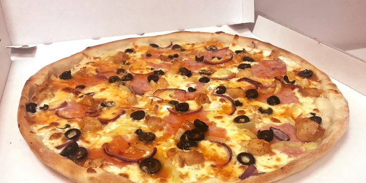 Pochutnejte si na italské dobrotě: 2 nebo 4 pizzy o průměru 35 cm