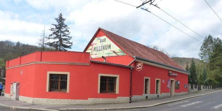 Pivní degustace v rodinném minipivovaru Millenium i s grilovaným vepřovým kolenem