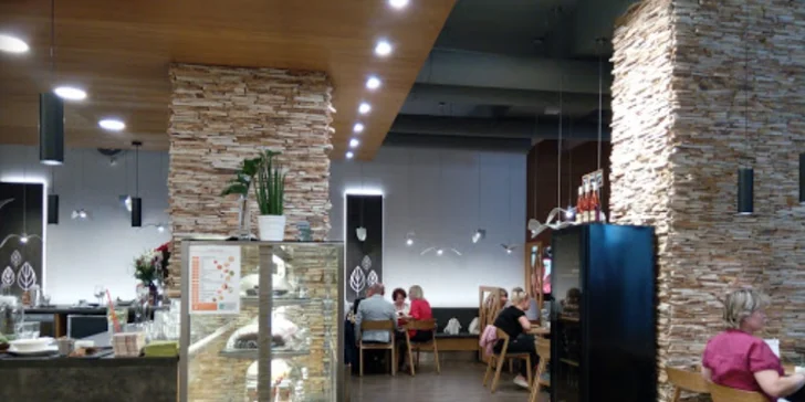 Asijské jídlo na odnos s sebou: vegan nam bộ, curry, phở či bibimbap