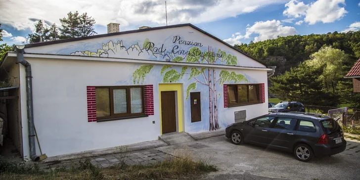 Pro partu či rodinu: Jaro nebo podzim v apartmánech u Vranovské přehrady i s loďkou