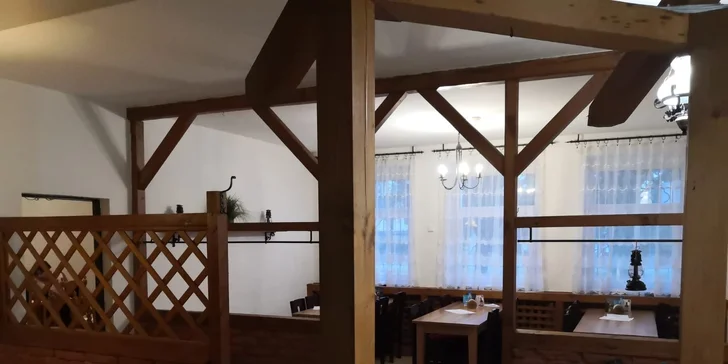 300 či 600 g tataráku z hovězí roštěné s topinkami v restauraci Sparta
