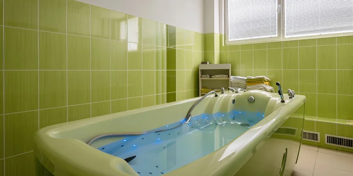 Lázeňský pobyt s plnou penzí či polopenzí, wellness, masáží i procedurami