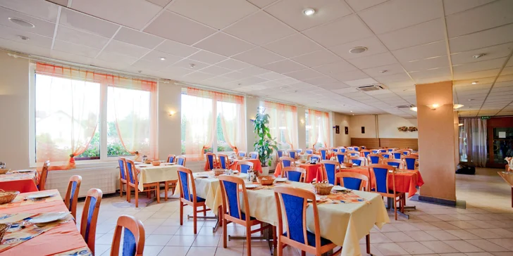 Víkendový relaxační pobyt v centru lázeňského města Dudince s bazénem, masáží a procedurami