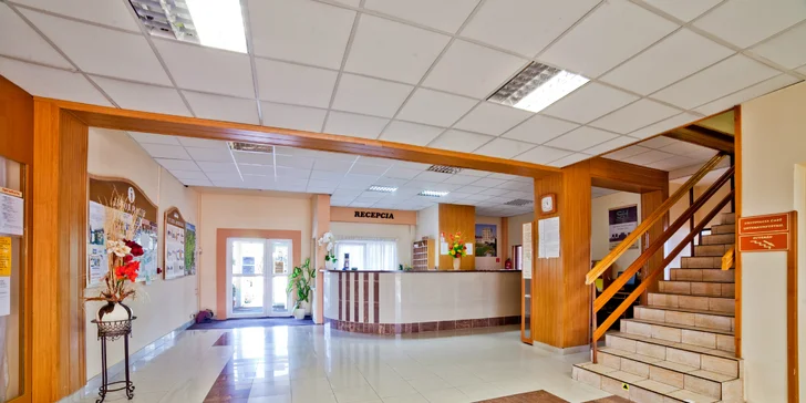 Víkendový relaxační pobyt v centru lázeňského města Dudince s bazénem, masáží a procedurami