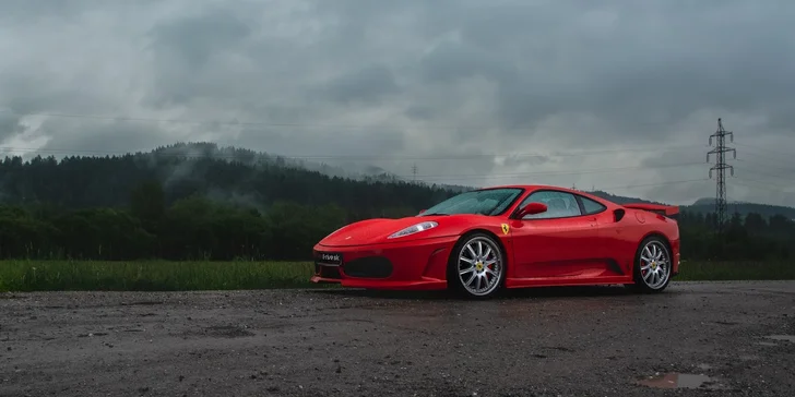 Zážitkové jízdy ve Ferrari, Lamborghini či Mercedes Benz: 15, 30, 45 i 60 minut