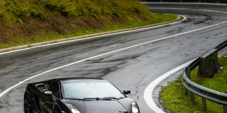 Zážitkové jízdy ve Ferrari, Lamborghini či Mercedes Benz: 15, 30, 45 i 60 minut