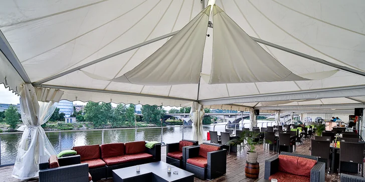 Romantická večeře na lodi GreenYacht pro dva
