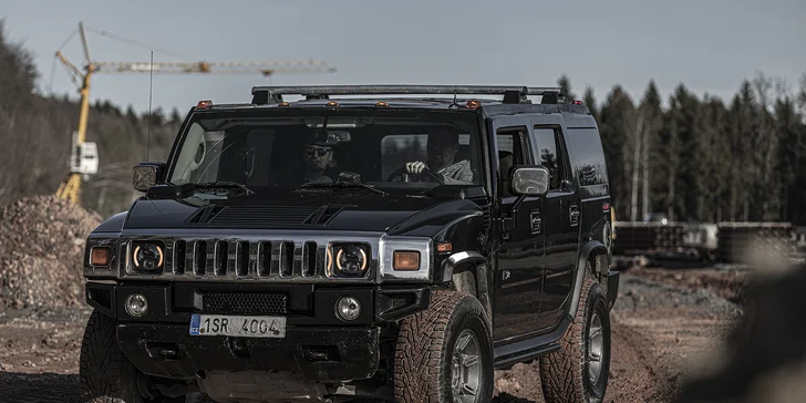 10 až 60 minut adrenalinu: jízda s instruktorem v Hummer H2