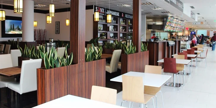 Sushi sety s rybami i vegetariánské: 24 až 60 rolek s lososem, tuňákem, chřestem aj.