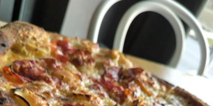 Jídlo z Babetti k vám domů: pasta nebo pizza dle výběru i s nápojem a rozvoz za příplatek