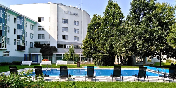 4* relaxace v krajině UNESCO: wellness, venkovní bazén, snídaně či polopenze