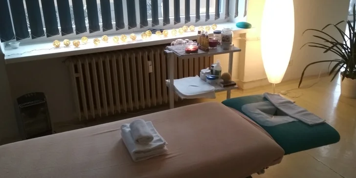 Masáže v délce 30 až 60 minut: klasická, aromaterapeutická a baňková masáž