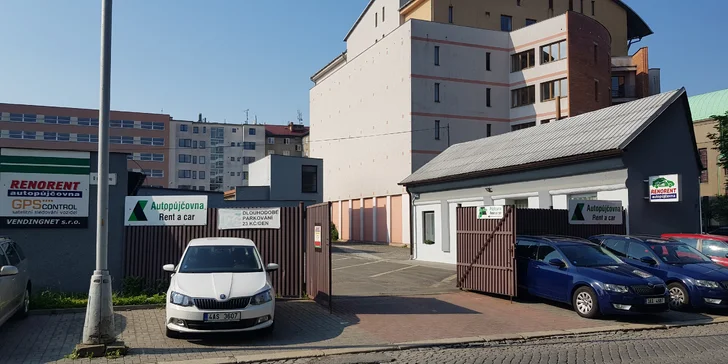 Ozonové čištění a dezinfekce klimatizace i interiéru automobilu