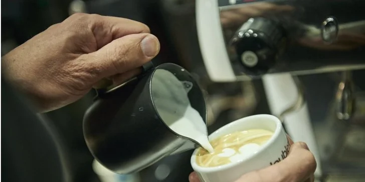 Základní školení přípravy espressa a techniky latte art