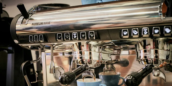 Základní školení přípravy espressa a techniky latte art