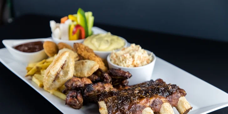 25% sleva na celý sortiment do restaurace CMKarting na Zličíně, tortilly i quesadilla či žebra