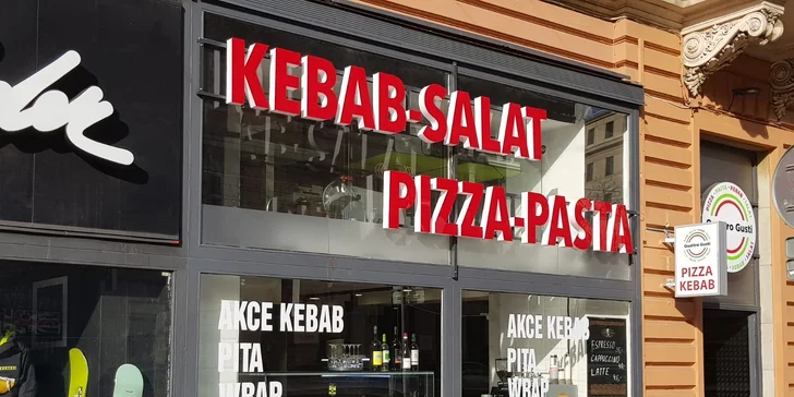 1 nebo 2 italské pizzy a k tomu nápoj podle výběru: Vinohrady nebo Malá Strana