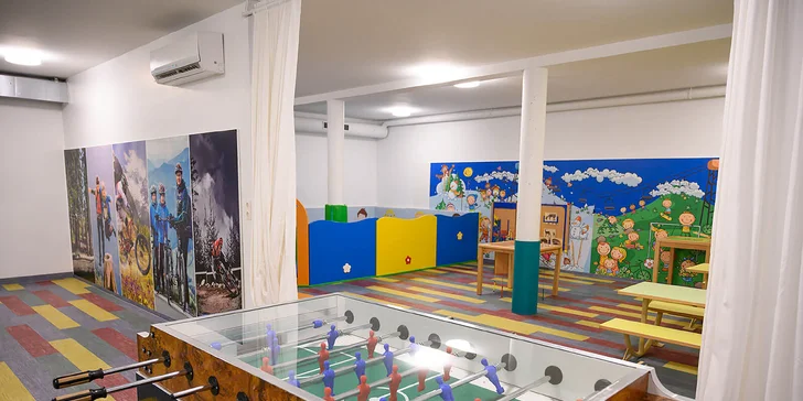 Dokonalé léto v Alpách: vybavený moderní apartmán, neomezený wellness i zábava pro děti
