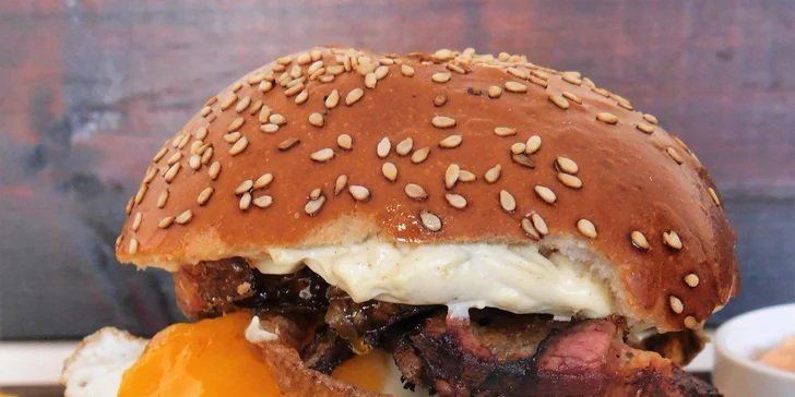 20% sleva na celý sortiment restaurace Pizzeria Justina v Motole: pizzy, burgery i těstoviny