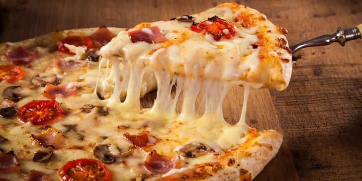 30% sleva na celé menu 4 poboček restaurace Quattro Gusti: pizza, kebab, saláty i těstoviny