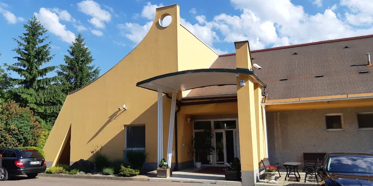 Zbavte se nežádoucích chloupků: trvalá epilace horního rtu pomocí laseru