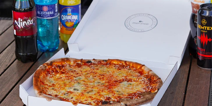 Skočte si pro pizzu nebo burger: take away jídlo a pití z restaurace pod Žižkovskou věží