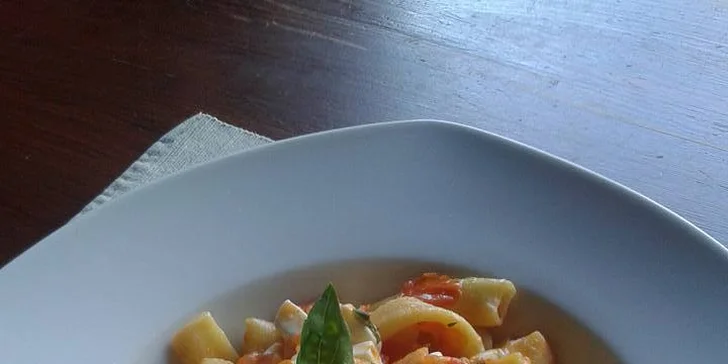 20% sleva na celý sortiment restaurace Pizzeria Justina v Motole: pizzy, burgery i těstoviny